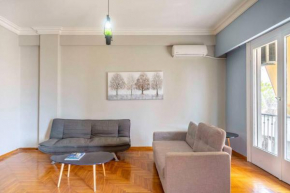 Spacious 2 bedroom and 1.5bath apartment at Plaka
